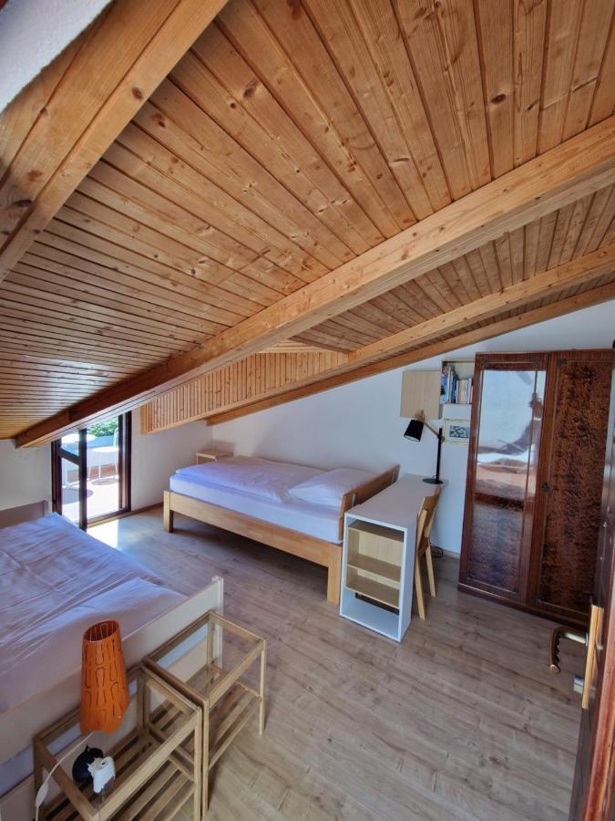 Apartments Dara Рогозниця Екстер'єр фото