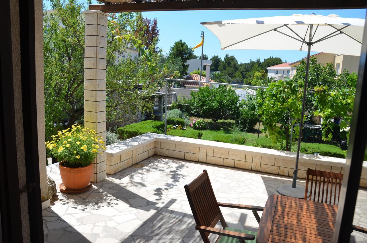 Apartments Dara Рогозниця Екстер'єр фото