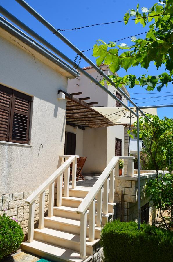 Apartments Dara Рогозниця Екстер'єр фото