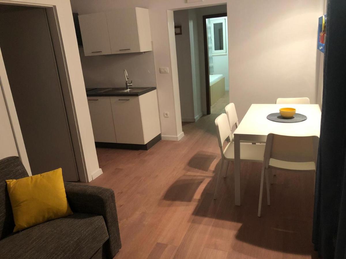 Apartments Dara Рогозниця Екстер'єр фото